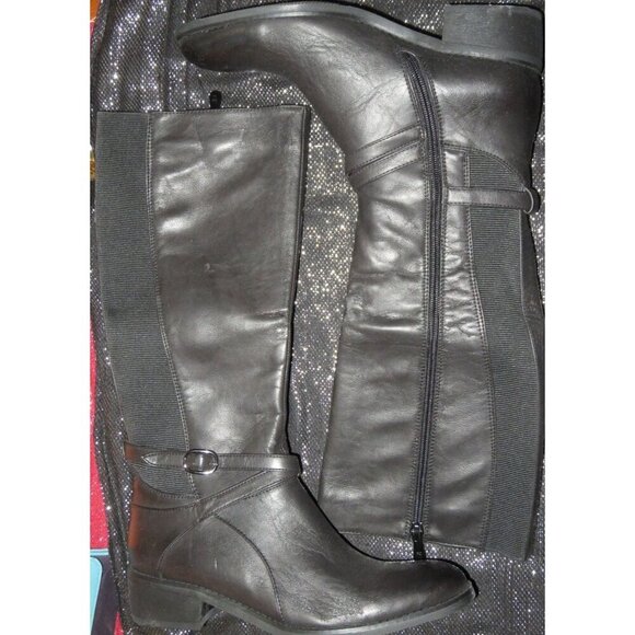 GC Shoes Black Leather Riding Boots Buckle Embellished Full Zip size 7 Brand New - Picture 1 of 7